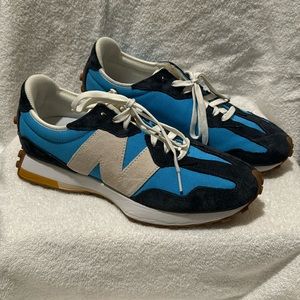 NEW BALANCE 327
VIBRANT SKY/NATURAL INDIGO Size 11